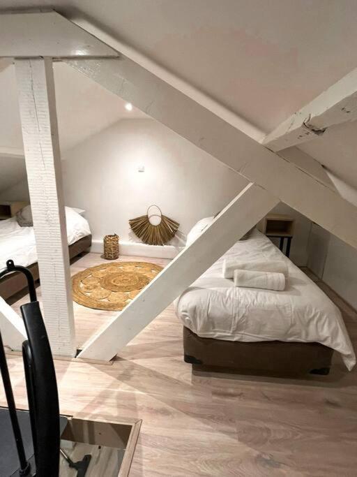 Gezellig Appartement, Gerenoveerd Eind 2022 튈뷔르흐 외부 사진